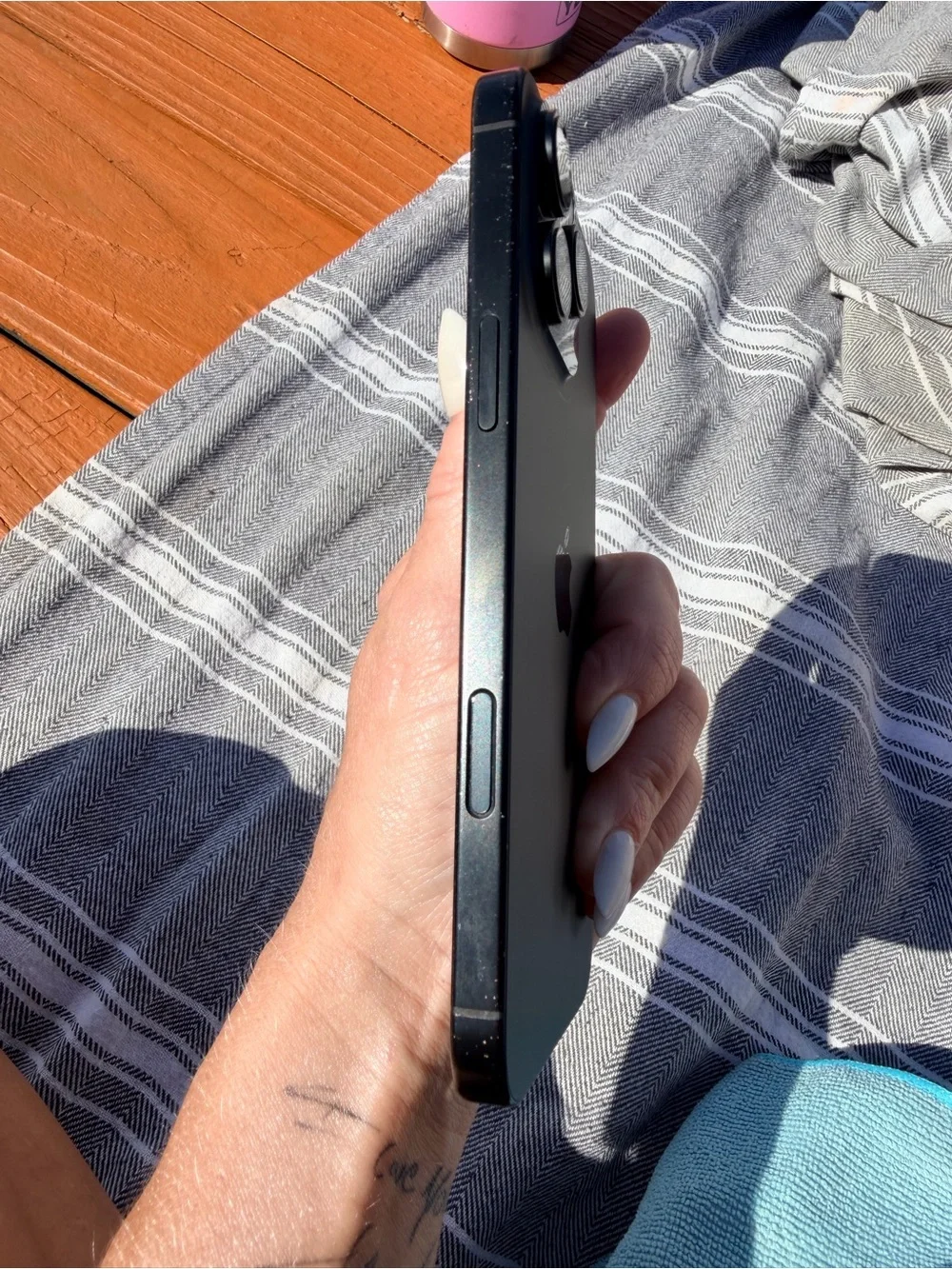 Apple iPhone 16 Pro Max 1TB black Titanium rarely used excellent condition